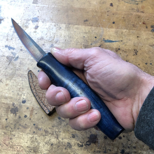 Wood Carving - Sloyd knife Carving knife with hand shaped curly maple handle.