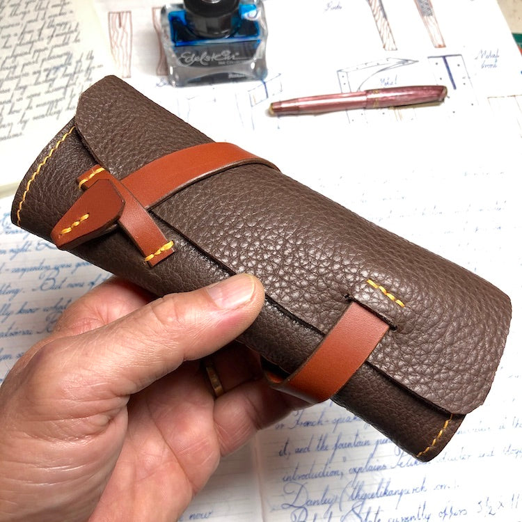 Best handmade pen wrap for 4 pens. Bison and deerskin leather pen case. Leather pen wrap. 