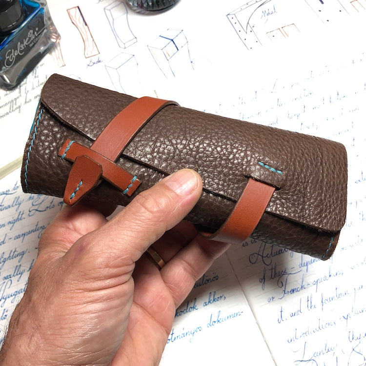 Best handmade pen roll for 4 pens. Bison and deerskin leather pen case. Leather pen wrap.