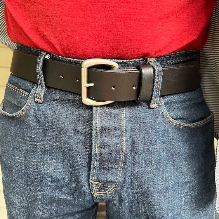 Cowhide Leather Belt. Black jeans belt  with buckle. Unisex black belt. Leather belt for men. Leather belt for women. 