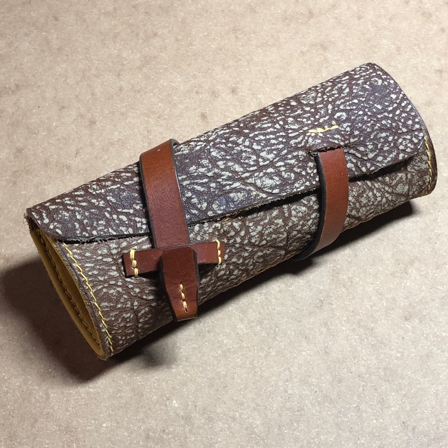 Bison Leatherr Pen roll, pen wrap for 4 pens. 