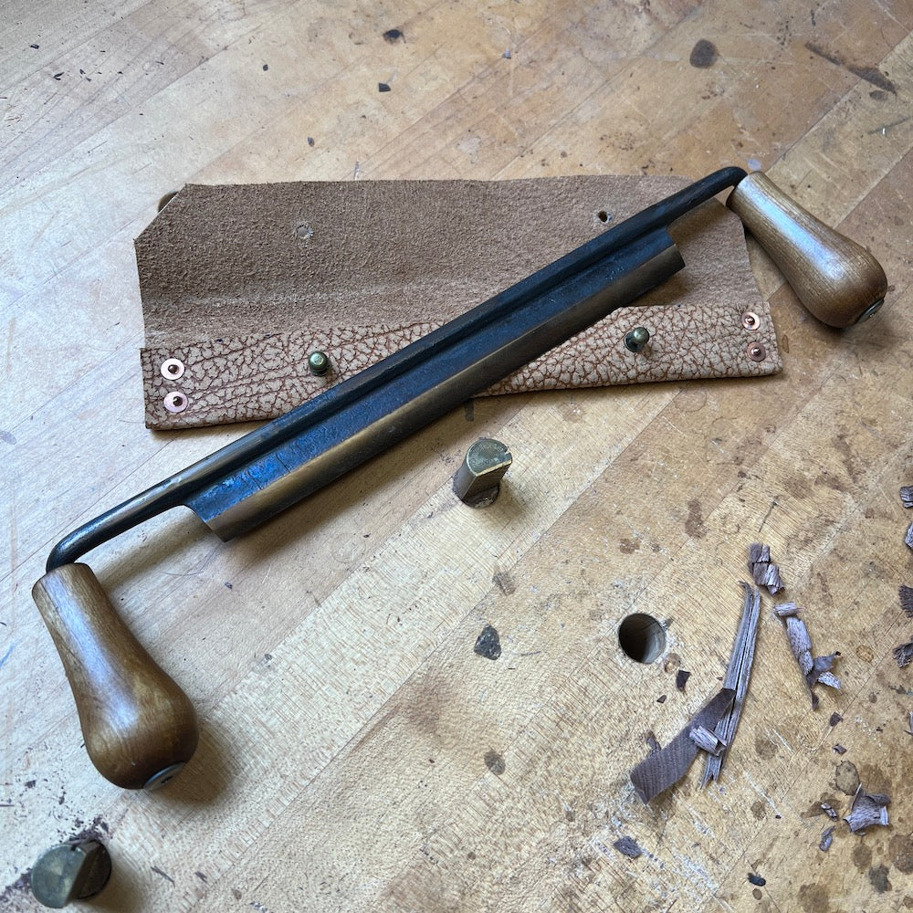 Drawknife for a woodworker, chair maker, greenwood woodworker, wood carver. 