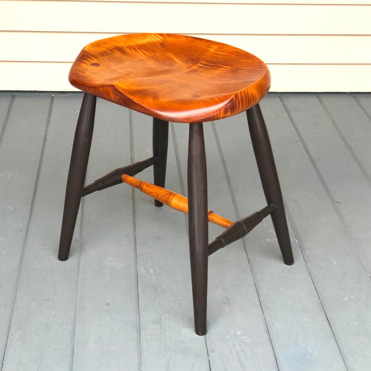 Tiger Maple Guitar Stool with Black Legs - Oval seat, height 18" - one is  ready to ship